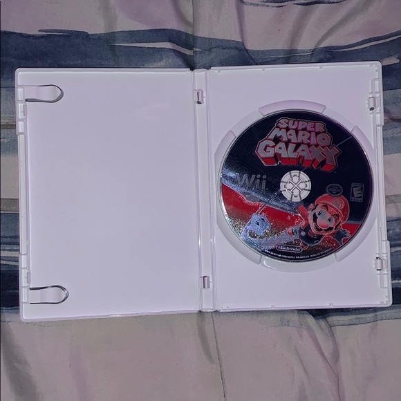 Wii System. 6 wii games. - Picture 3 of 7